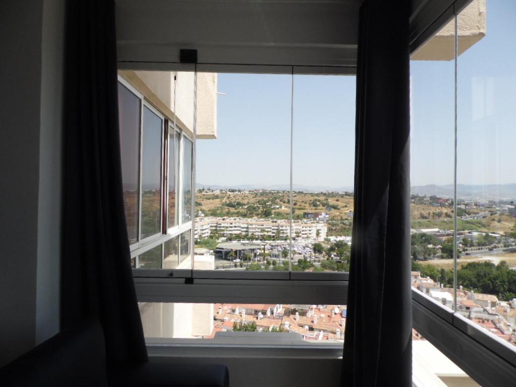 La Torre De La Colina Playa Apartment Торемолинос Екстериор снимка