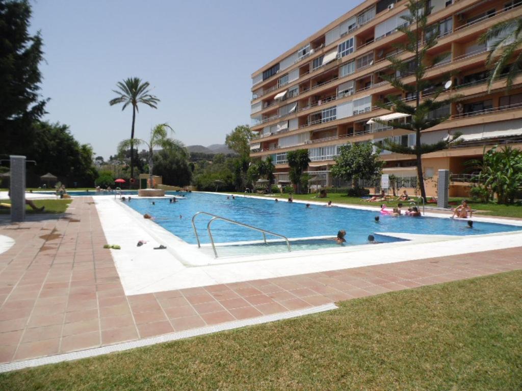 La Torre De La Colina Playa Apartment Торемолинос Екстериор снимка